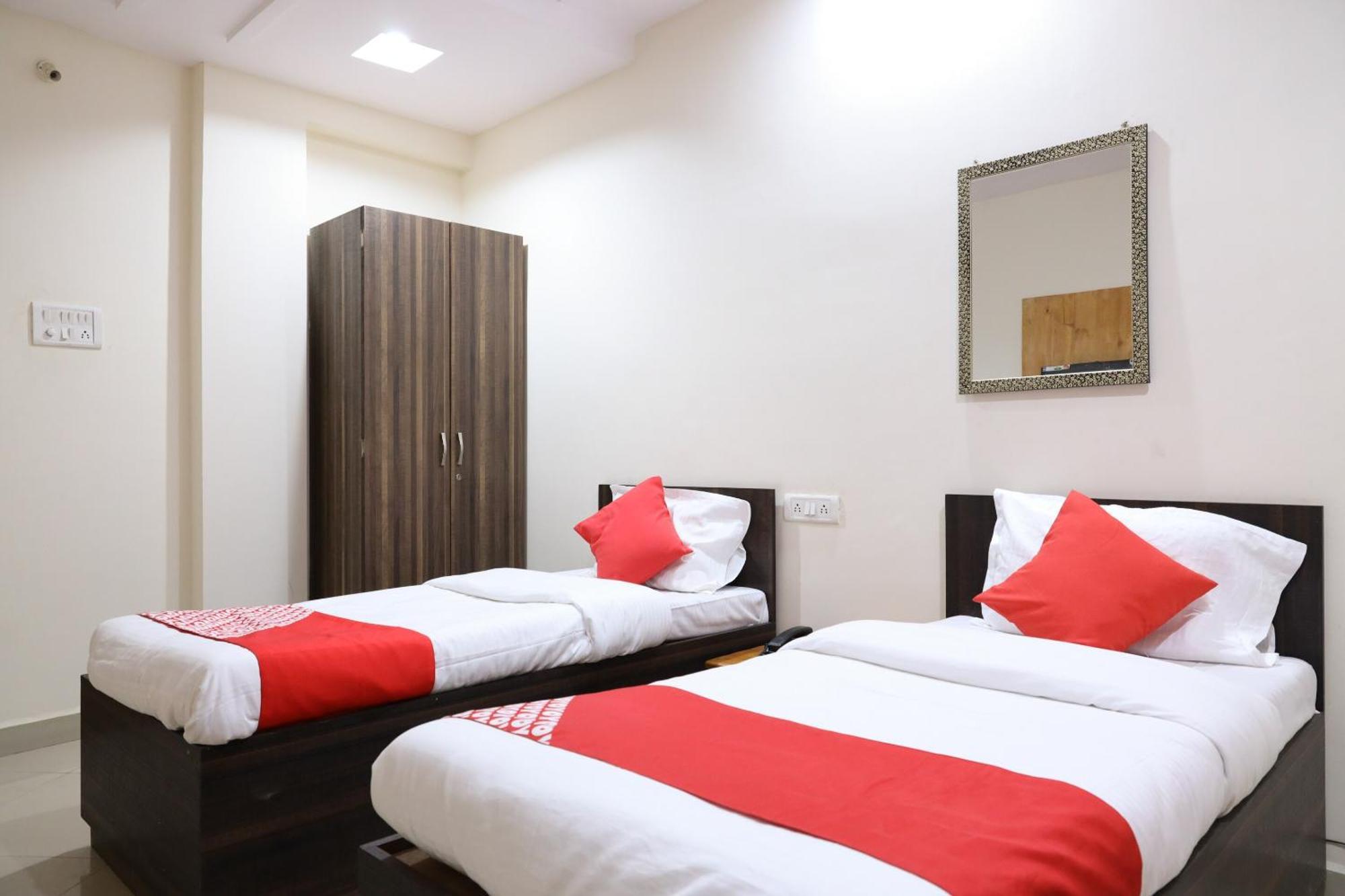 Hotel O Prithvi Inn Nagpur Bagian luar foto