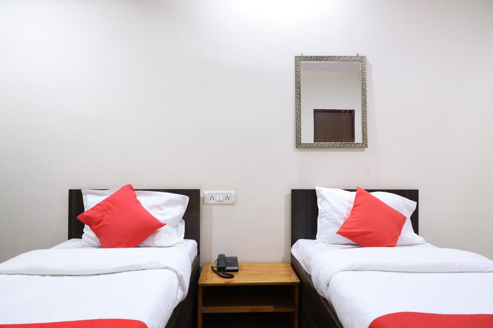 Hotel O Prithvi Inn Nagpur Bagian luar foto