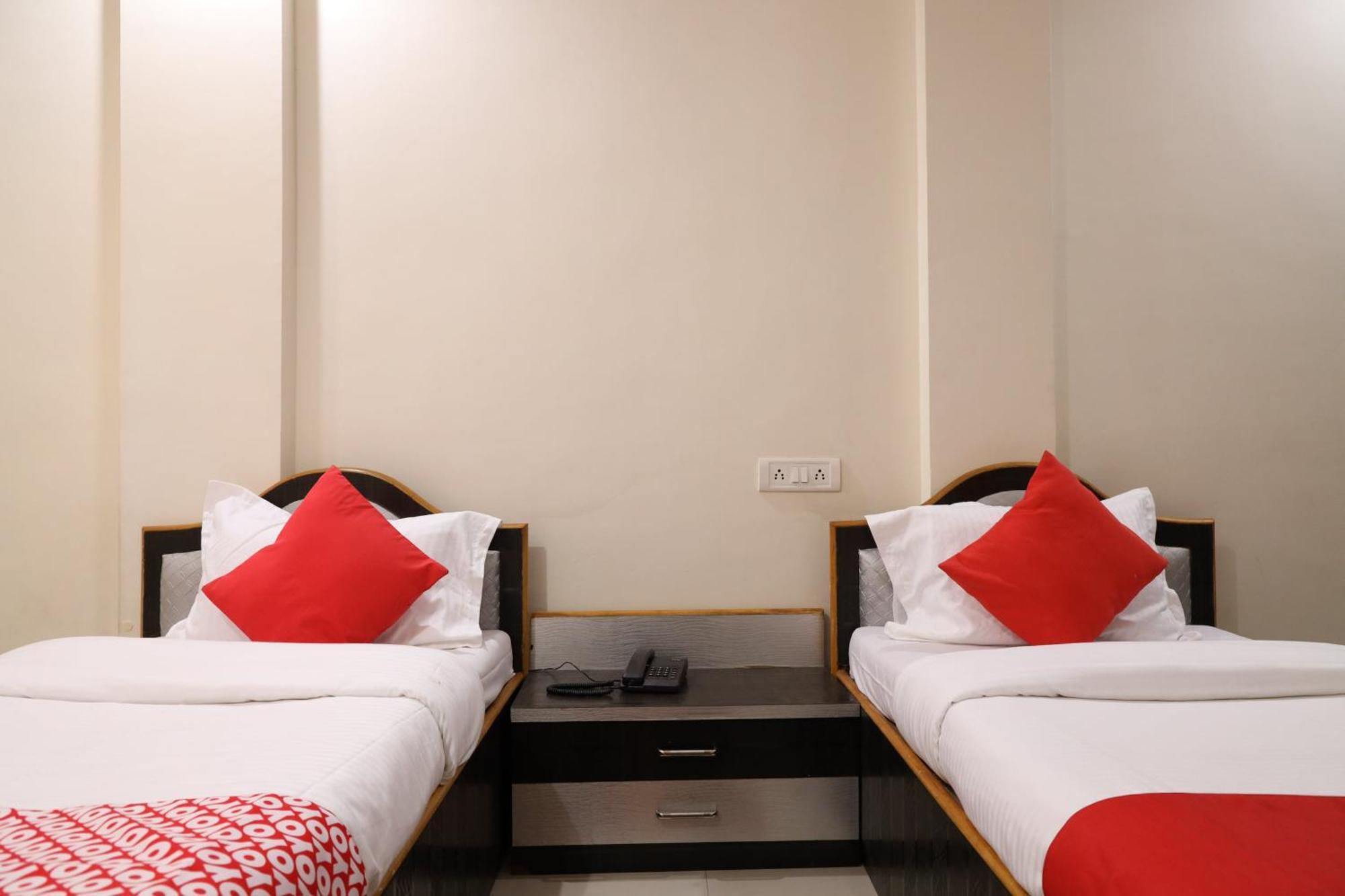 Hotel O Prithvi Inn Nagpur Bagian luar foto