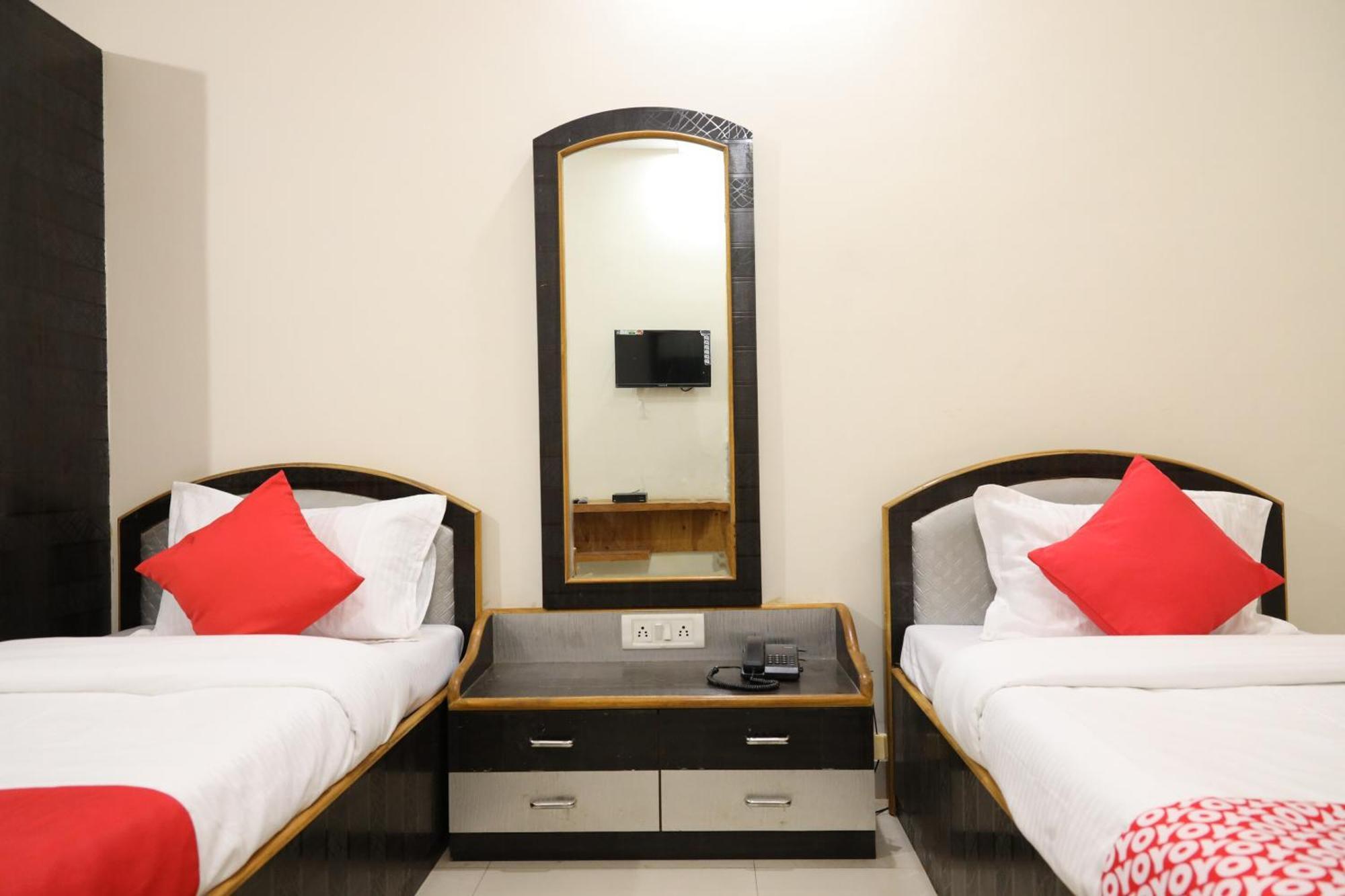 Hotel O Prithvi Inn Nagpur Bagian luar foto